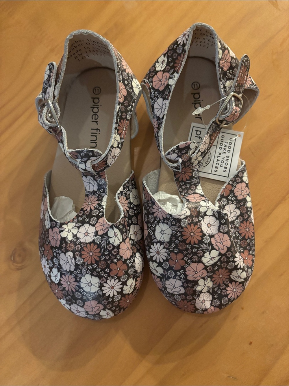Piper Finn Girls' Floral Mary Jane Dress Shoes - Pink & White